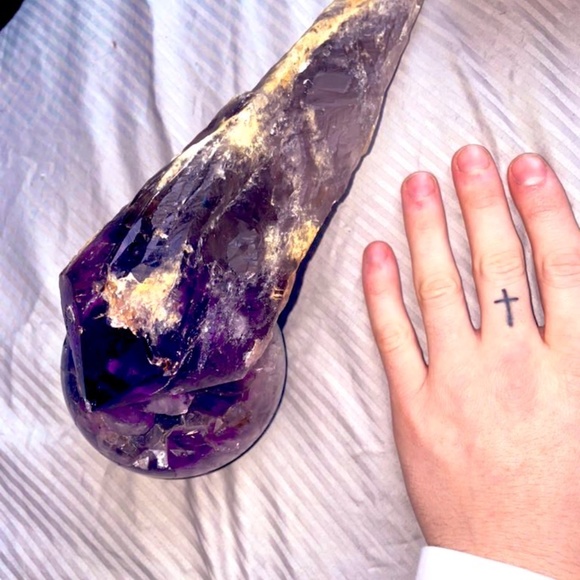 amethyst orb - Picture 5 of 5